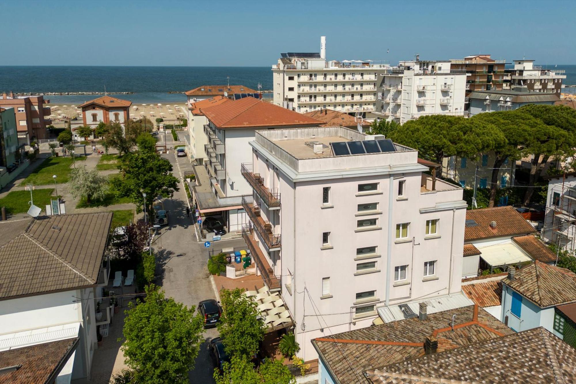 Residence Tre Trilo&Suites Rimini Ngoại thất bức ảnh